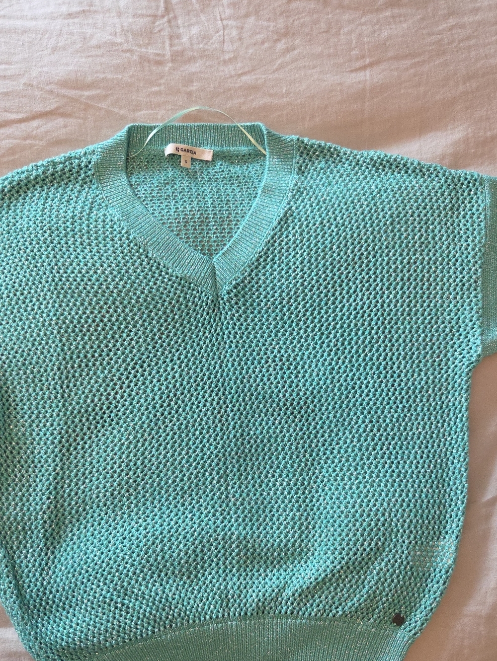 GARCIA Women's Open-Knit V-Neck Sweater